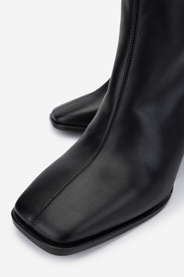  Valmenti Kadın Siyah Deri Topuklu Çizme