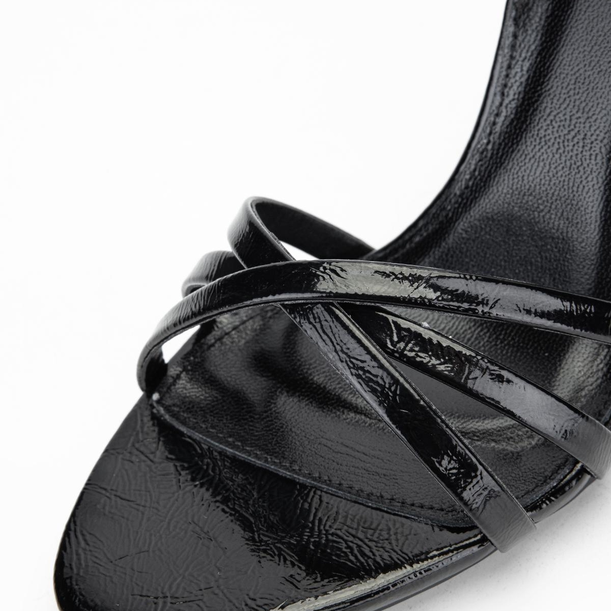 Valmenti Zeno Kadın Siyah Metalik Hakiki Deri Topuklu Sandalet