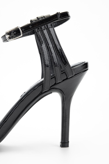  Valmenti Zeno Kadın Siyah Metalik Hakiki Deri Topuklu Sandalet