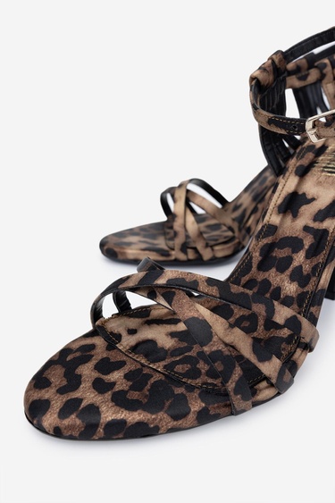  Valmenti Zeno Kadın leopar Hakiki Deri Topuklu Sandalet
