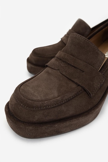  Valmenti Kadın Hakiki Deri Kahverengi Süet Makosen Ayakkabı