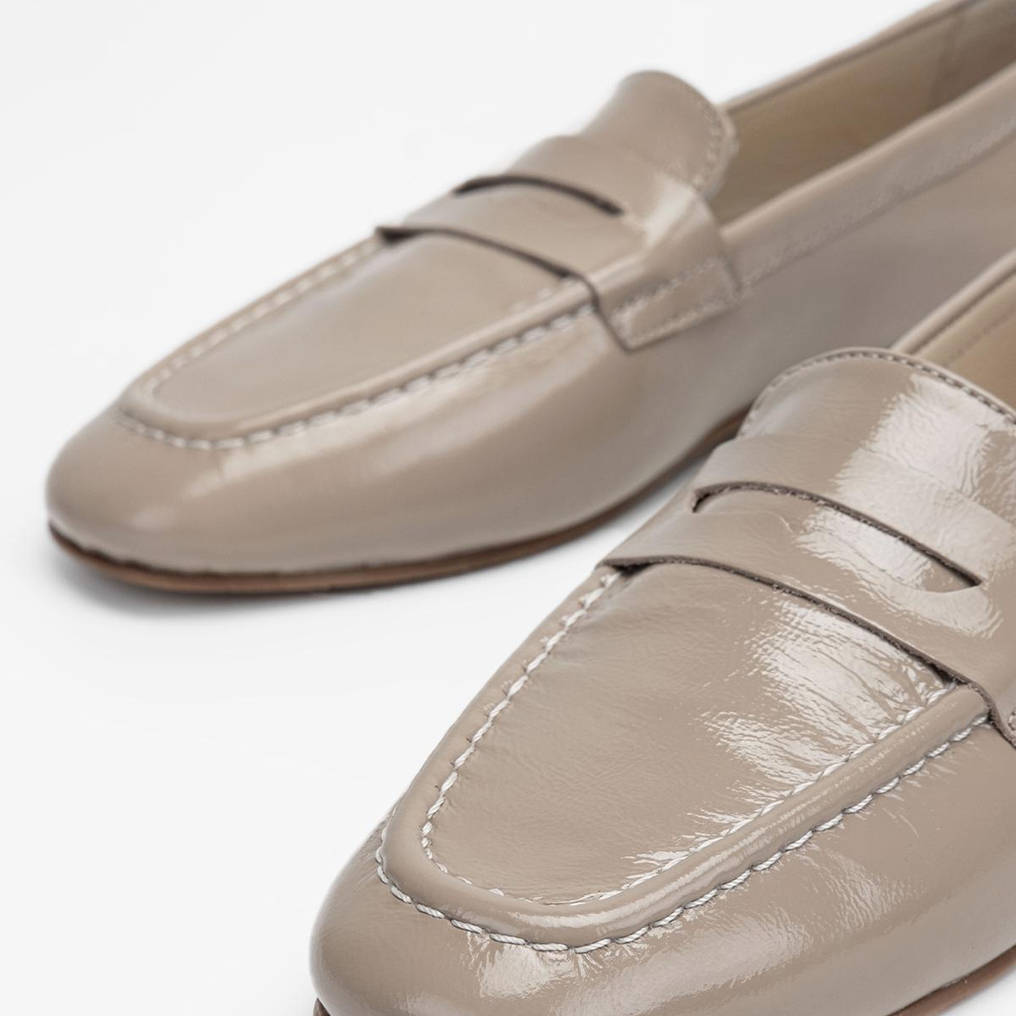 Valmenti Kadın Vizon krsk rgn Hakiki Deri Loafer Ayakkabı