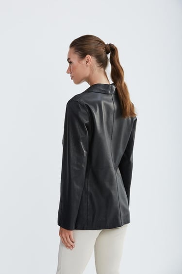  Valmenti Kadın Siyah Hakiki Deri Ceket
