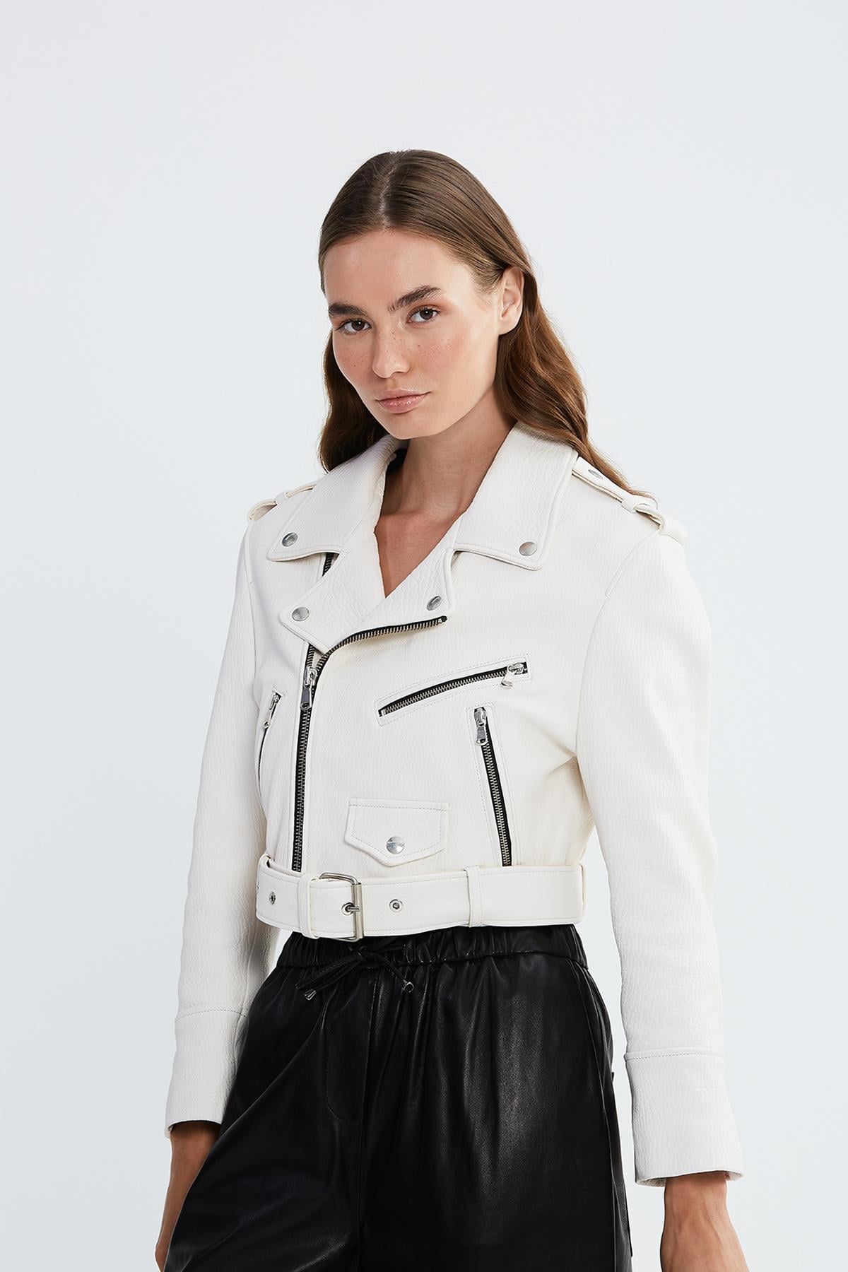  Valmenti Kadın Beyaz Hakiki Deri Deri Mont