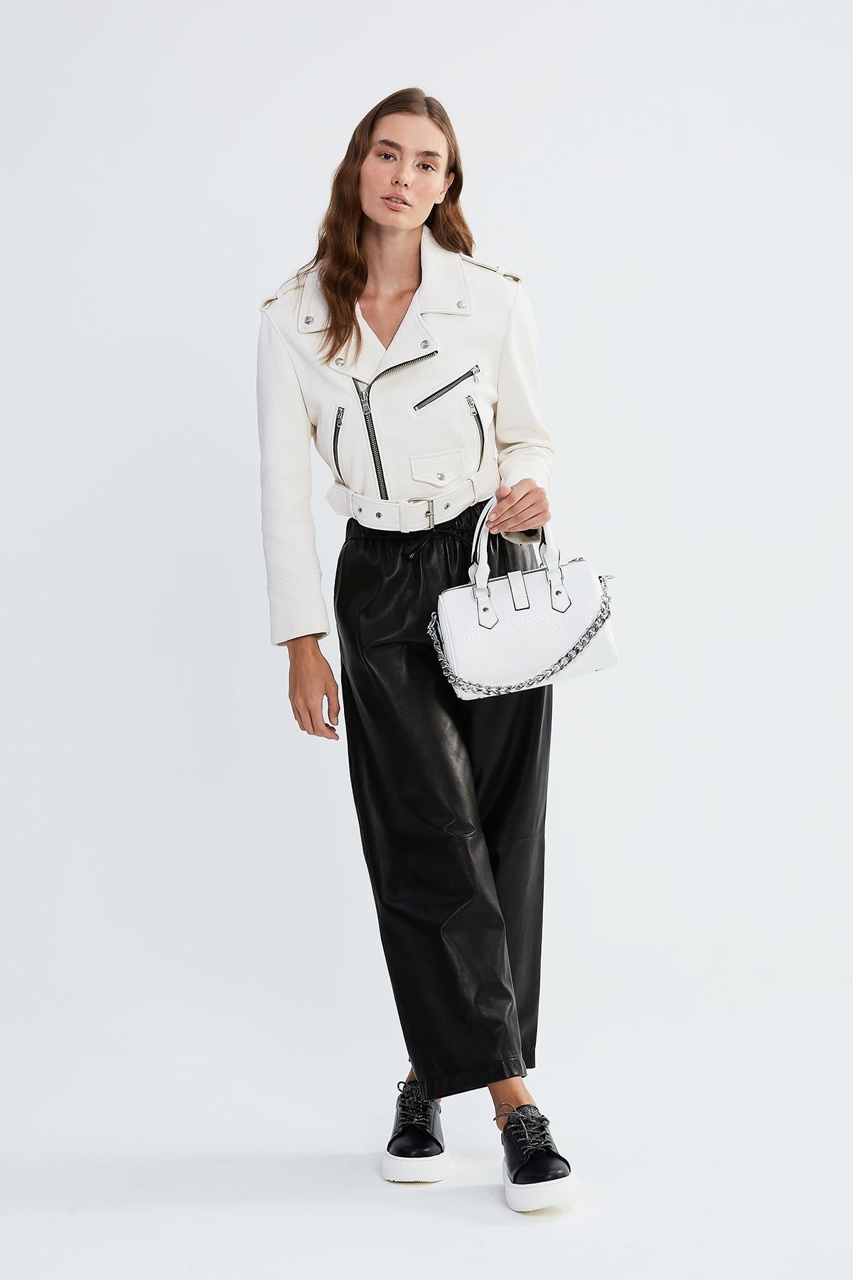  Valmenti Kadın Beyaz Hakiki Deri Deri Mont