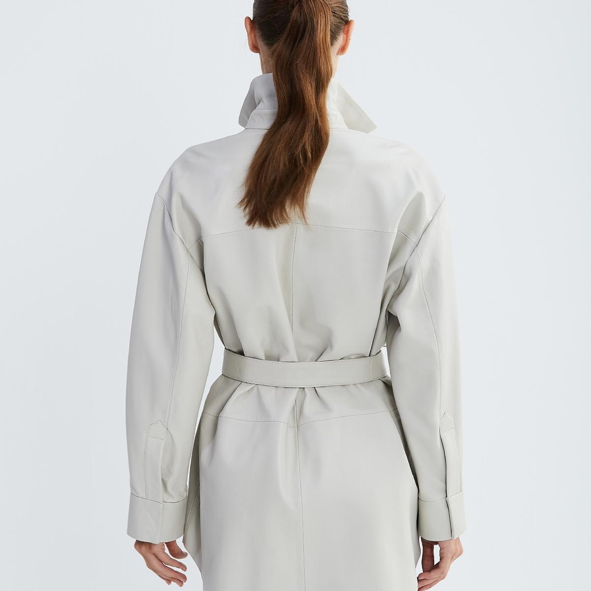 Valmenti Kadın Kırık Beyaz Hakiki Deri Deri Gömlek