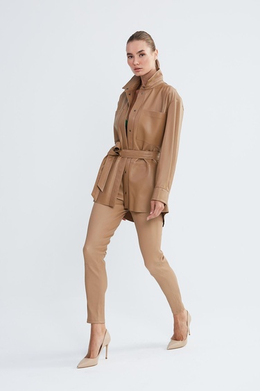  Valmenti Kadın Bej Hakiki Deri Deri Gömlek