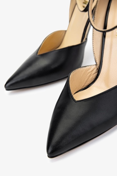  Valmenti Kadın Hakiki Deri Siyah Topuklu Ayakkabı