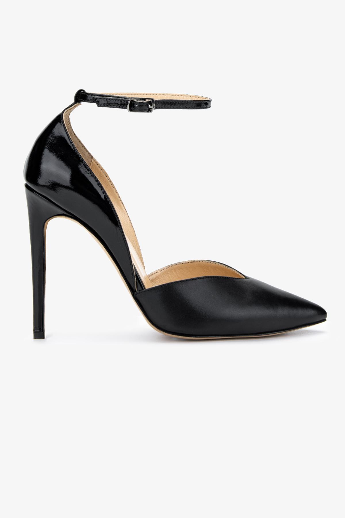 Valmenti Kadın Hakiki Deri Siyah Topuklu Ayakkabı