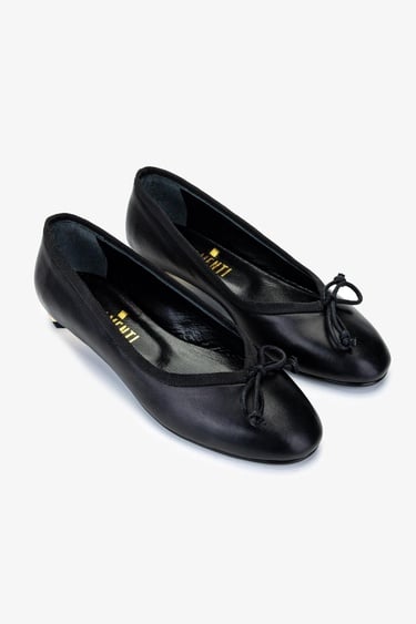  Valmenti Kadın Hakiki Deri Siyah Deri Babet Ayakkabı