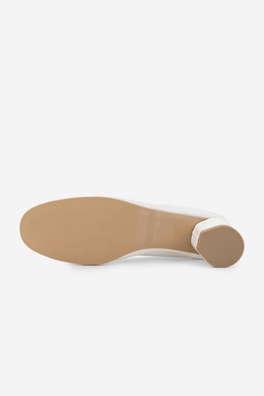  Valmenti Kadın Hakiki Deri Bej Rugan Topuklu Ayakkabı