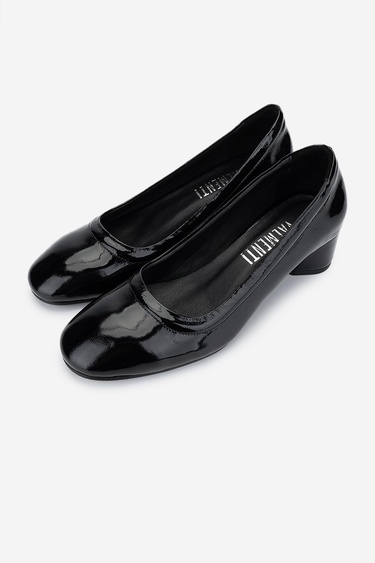  Valmenti Kadın Hakiki Deri Siyah Rugan Topuklu Ayakkabı