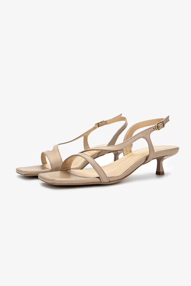  Valmenti Kadın Bej Topuklu Ayakkabı