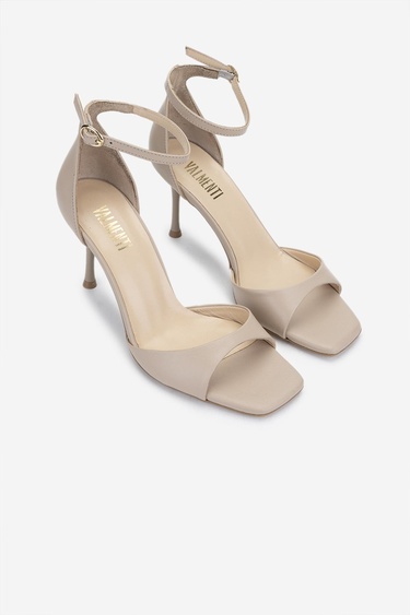  Valmenti Kadın Bej Topuklu Ayakkabı