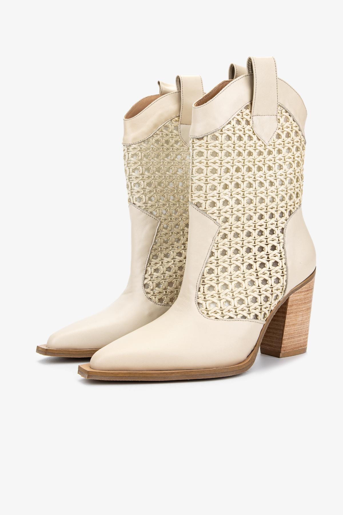 Valmenti Kadın Deri & Tekstil Bej Topuklu Çizme