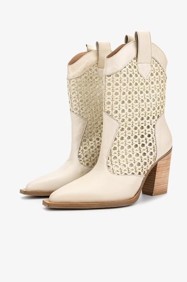  Valmenti Kadın Deri & Tekstil Bej Topuklu Çizme