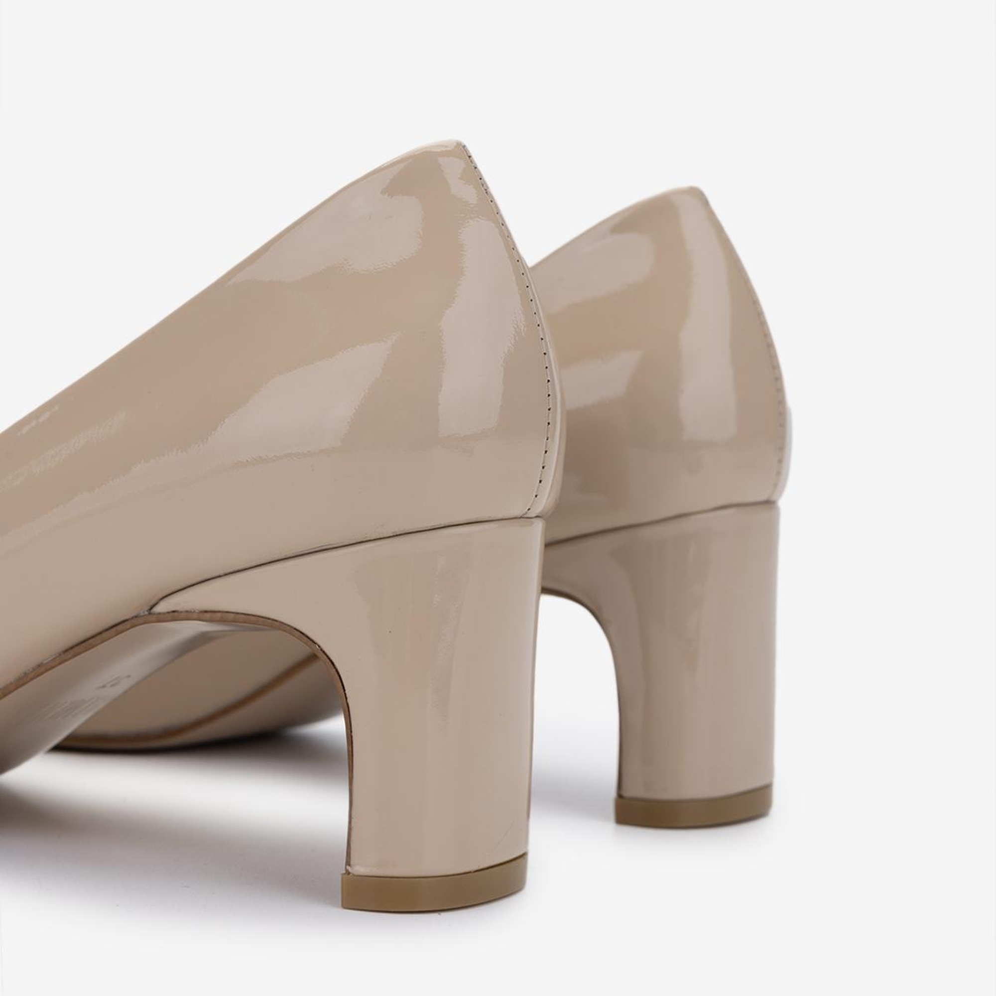 Valmenti Kadın Hakiki Deri Bej Topuklu Ayakkabı