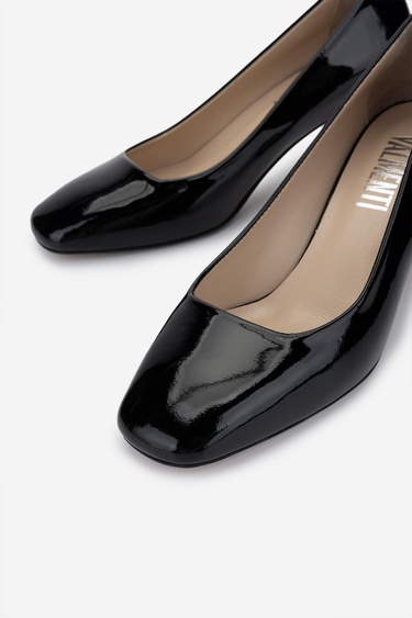  Valmenti Kadın Hakiki Deri Siyah Rugan Topuklu Ayakkabı