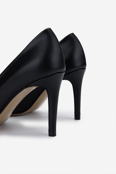  Valmenti Kadın Hakiki Deri Siyah Deri Topuklu Ayakkabı