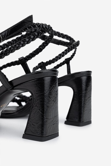  Valmenti Kadın Vegan Siyah Topuklu Ayakkabı