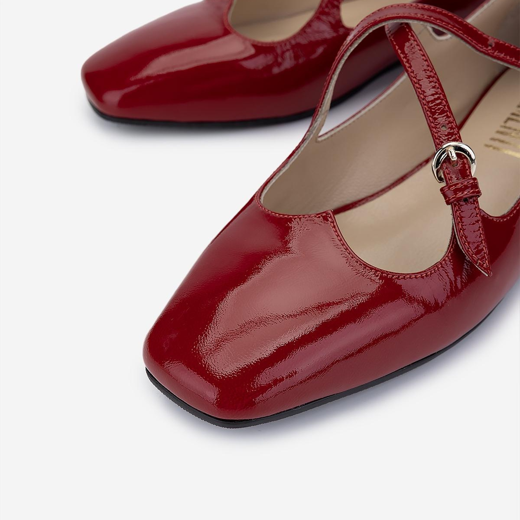 Valmenti Kadın Hakiki Deri Kırmızı Rugan Casual Ayakkabı