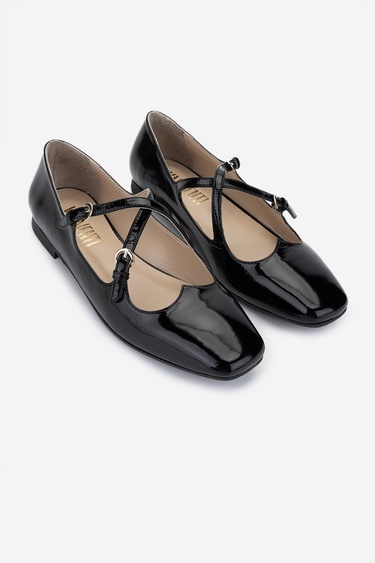  Valmenti Kadın Hakiki Deri Siyah Rugan Casual Ayakkabı