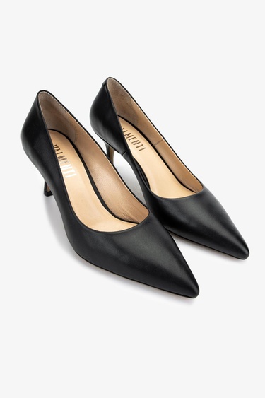  Valmenti Kadın Siyah Deri Topuklu Ayakkabı