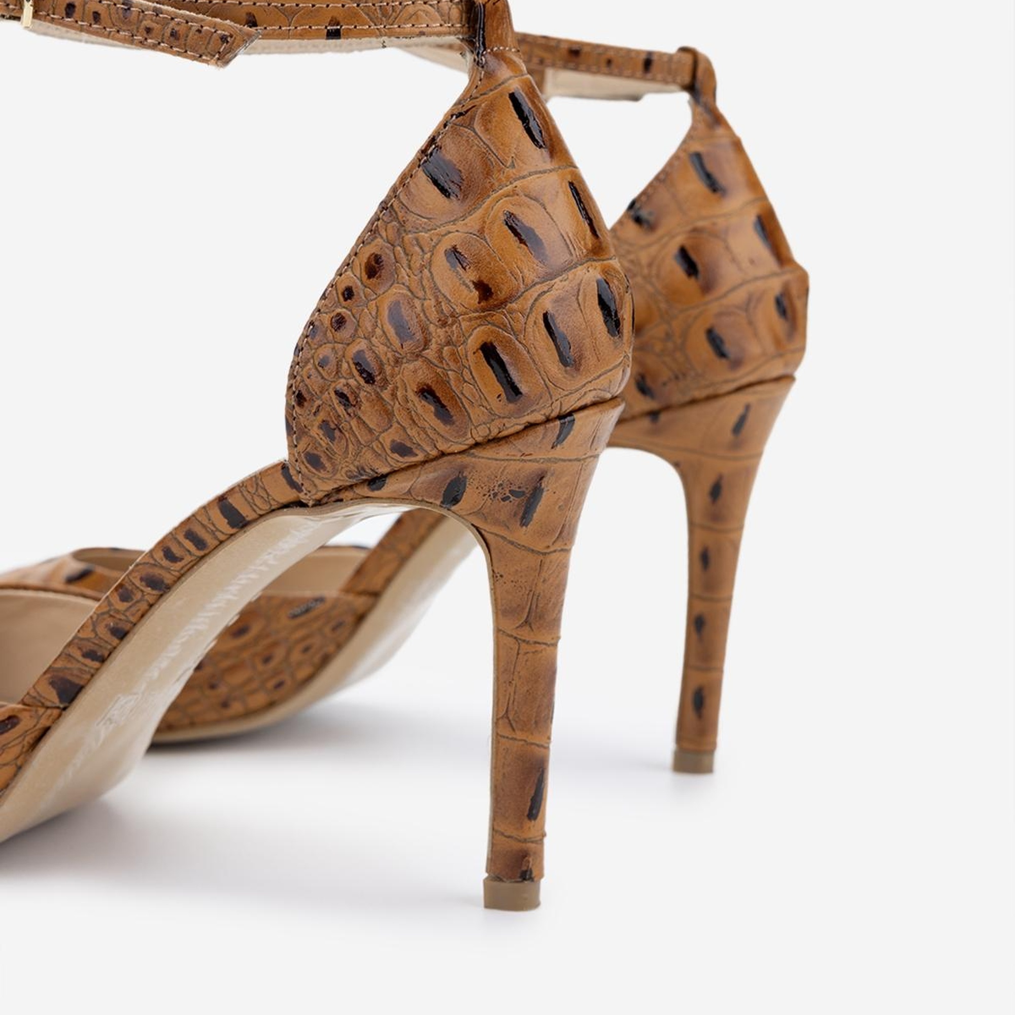 Valmenti Kadın Taba Topuklu Ayakkabı