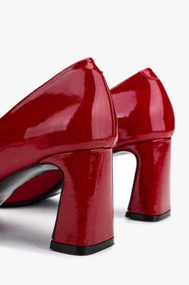  Valmenti Kadın Hakiki Deri Kırmızı Topuklu Ayakkabı