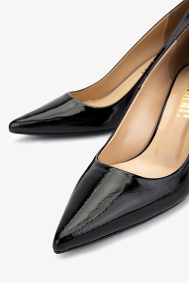  Valmenti Kadın Hakiki Deri Siyah Rugan Topuklu Ayakkabı