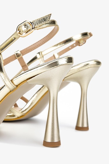  Valmenti Kadın Dore Topuklu Ayakkabı