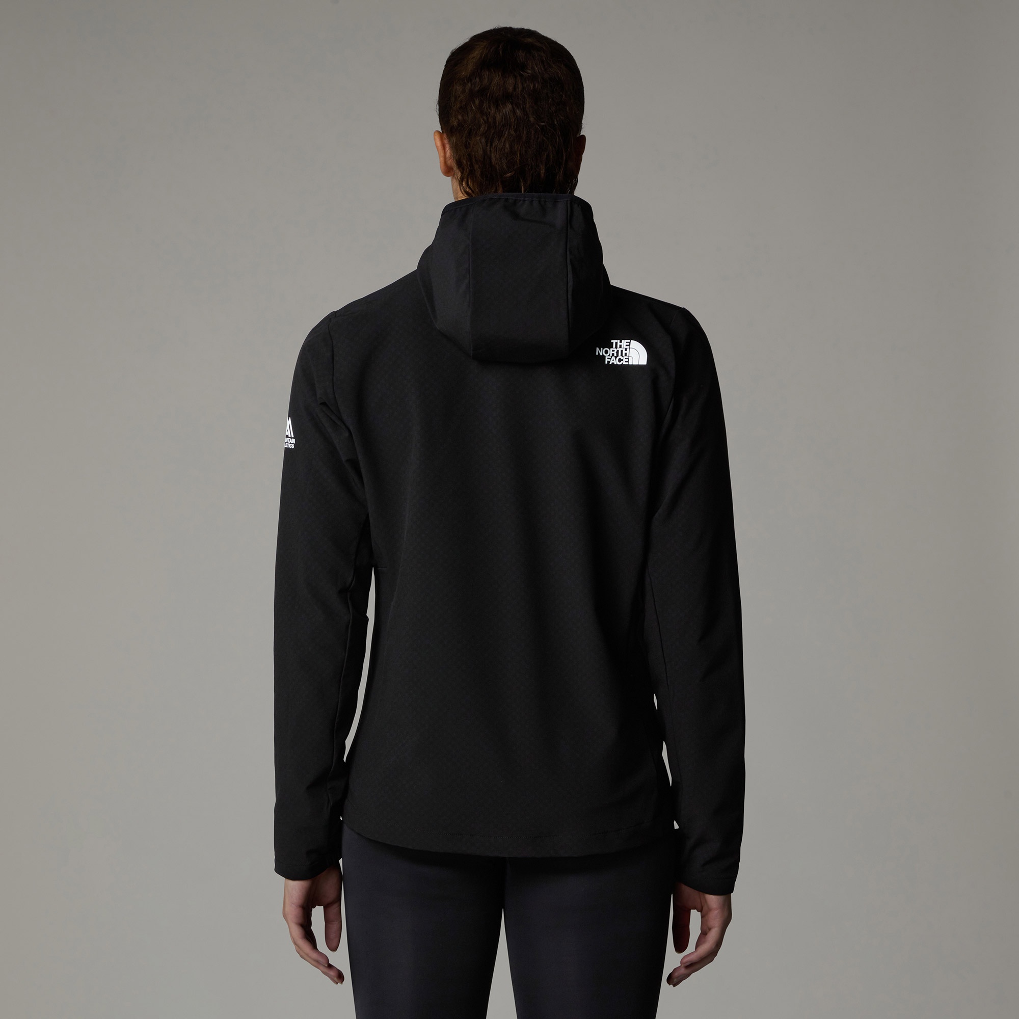 The North Face Mountain Athletics Softshell Kadın Siyah Koşu Mont