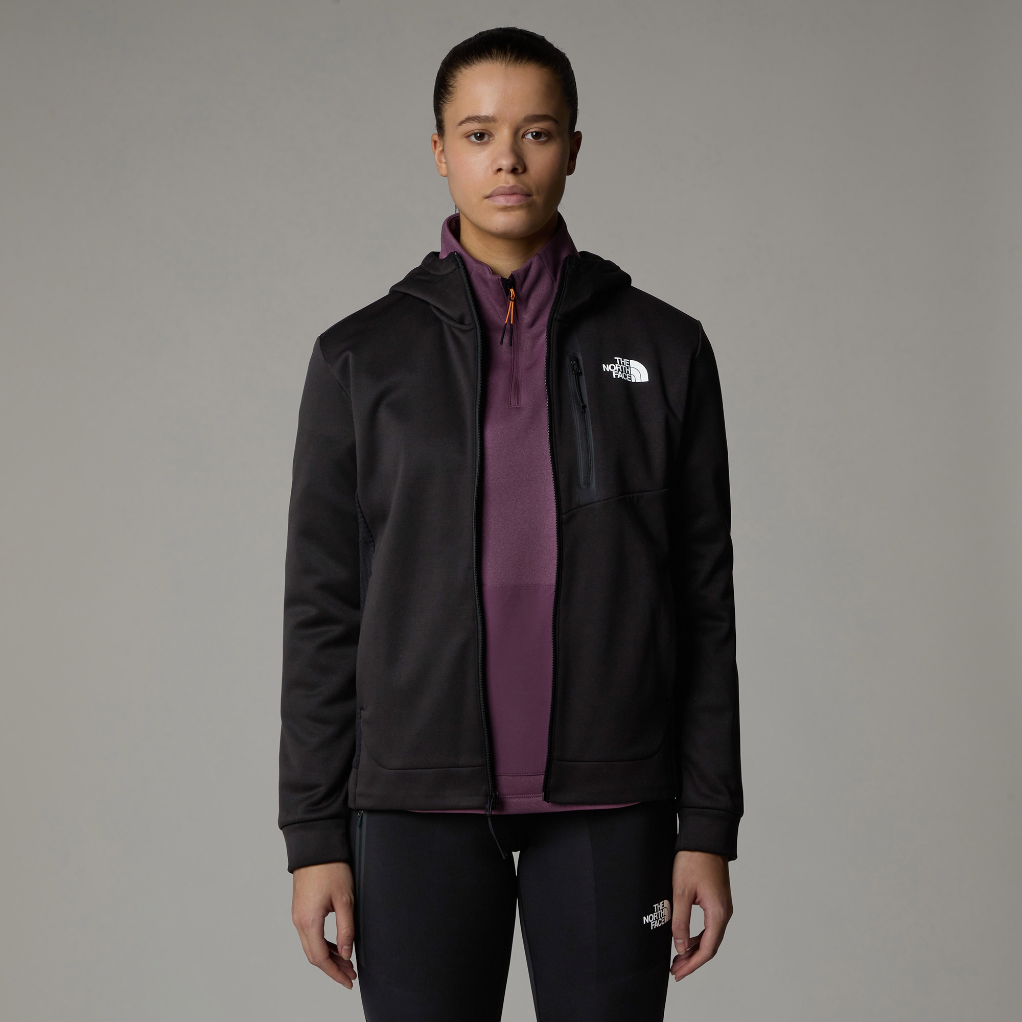 The North Face Mountain Athletics Softshell Kadın Siyah Koşu Mont