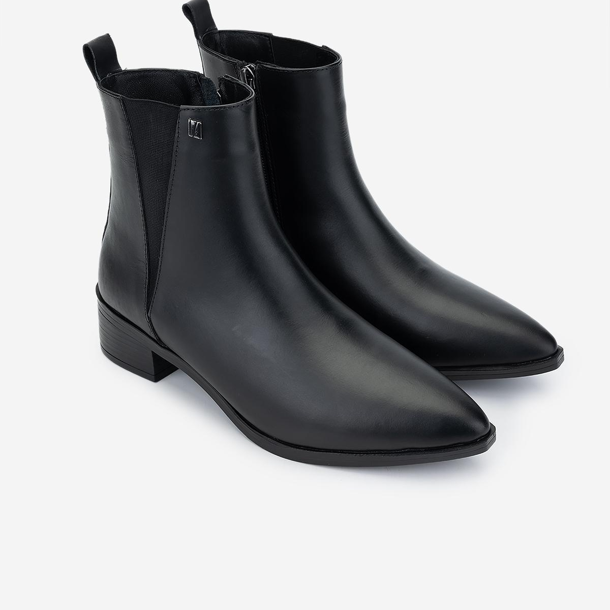 Valmenti Kadın Siyah Deri Topuklu Bot