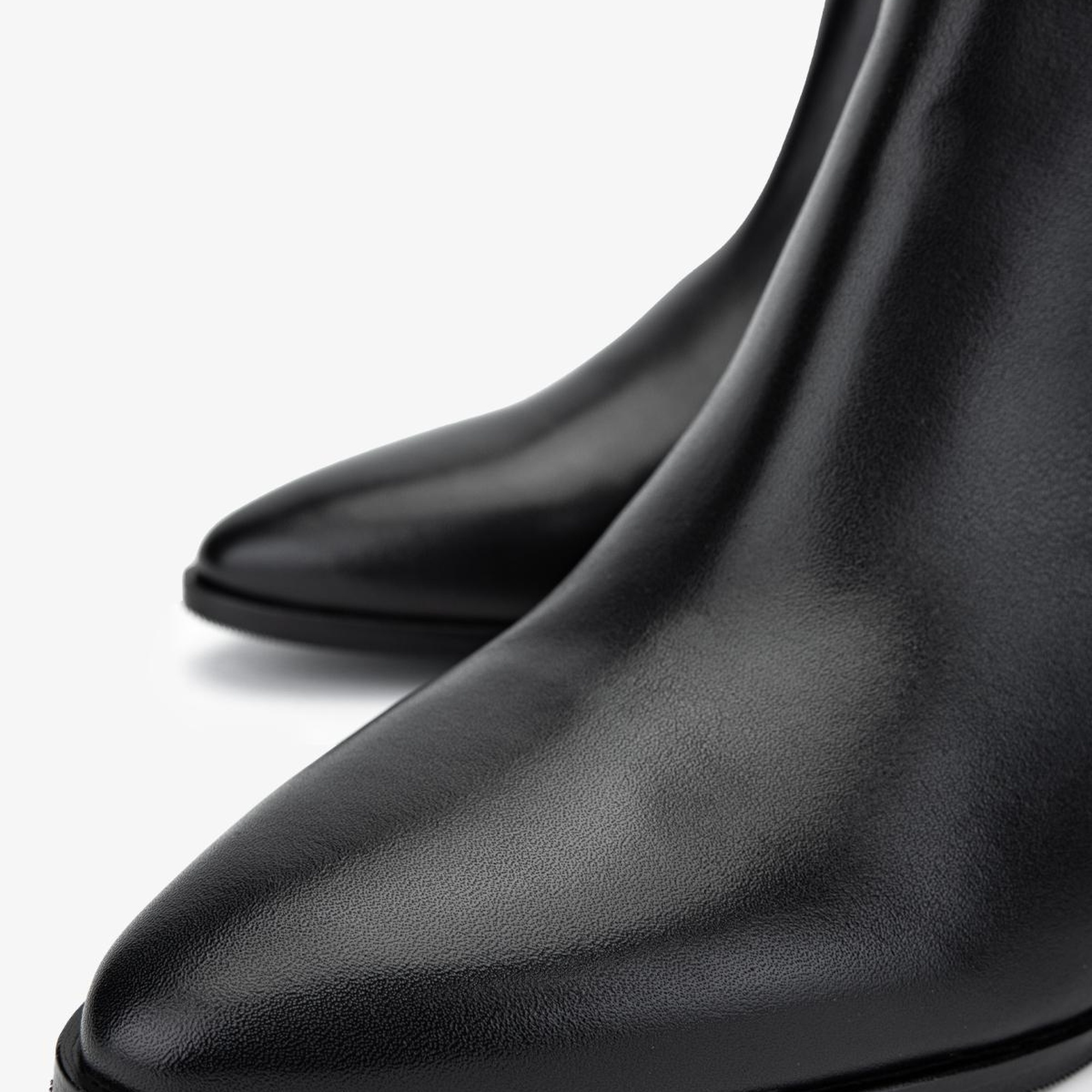 Valmenti Kadın Siyah Deri Klasik Bot