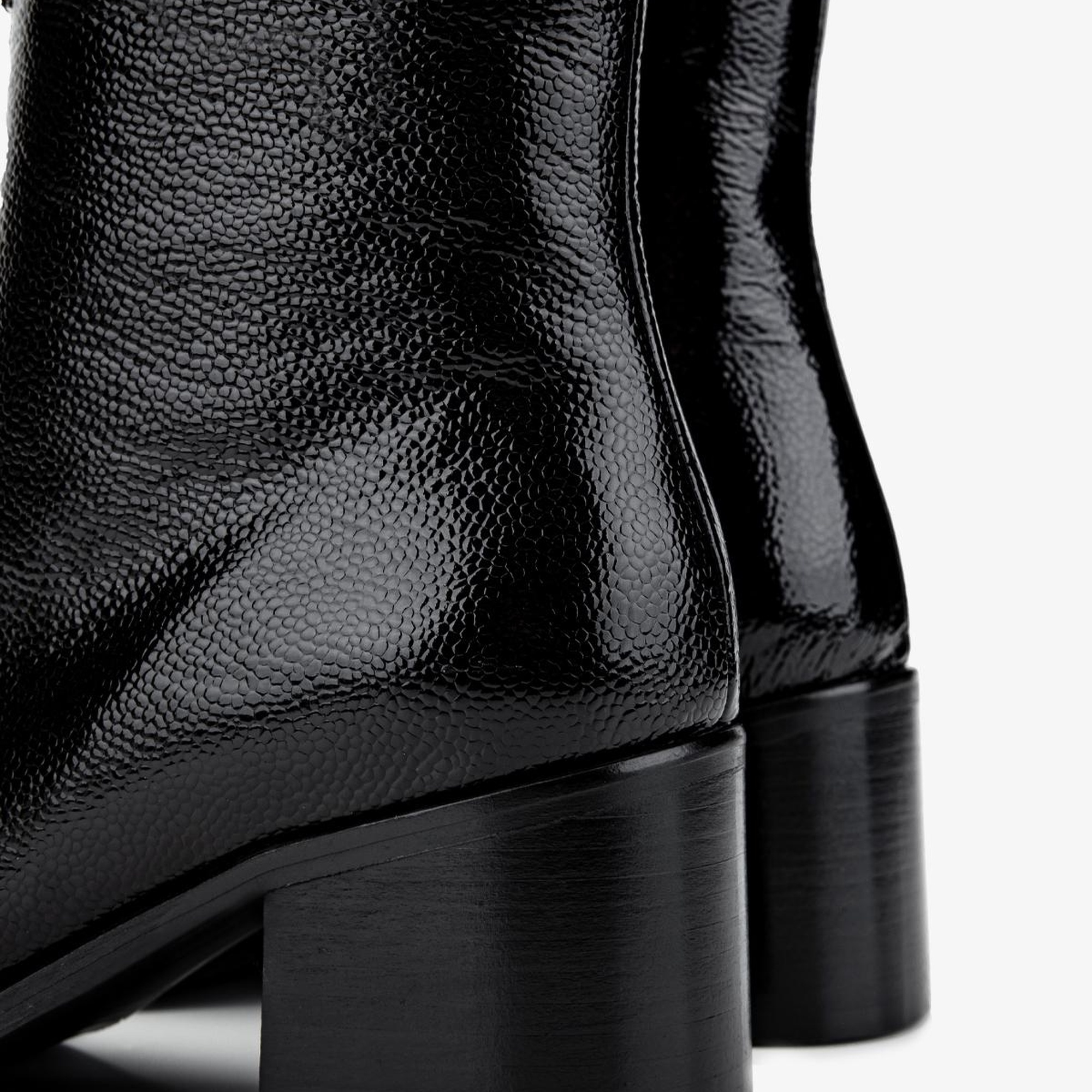 Valmenti Kadın Hakiki Deri Topuklu Bot