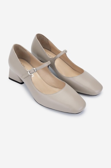  Valmenti Kadın Hakiki Deri Bej Topuklu Ayakkabı