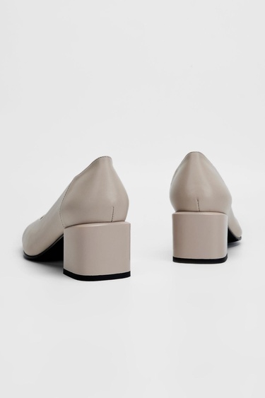  Valmenti Kadın Bej anl Hakiki Deri Topuklu Ayakkabı