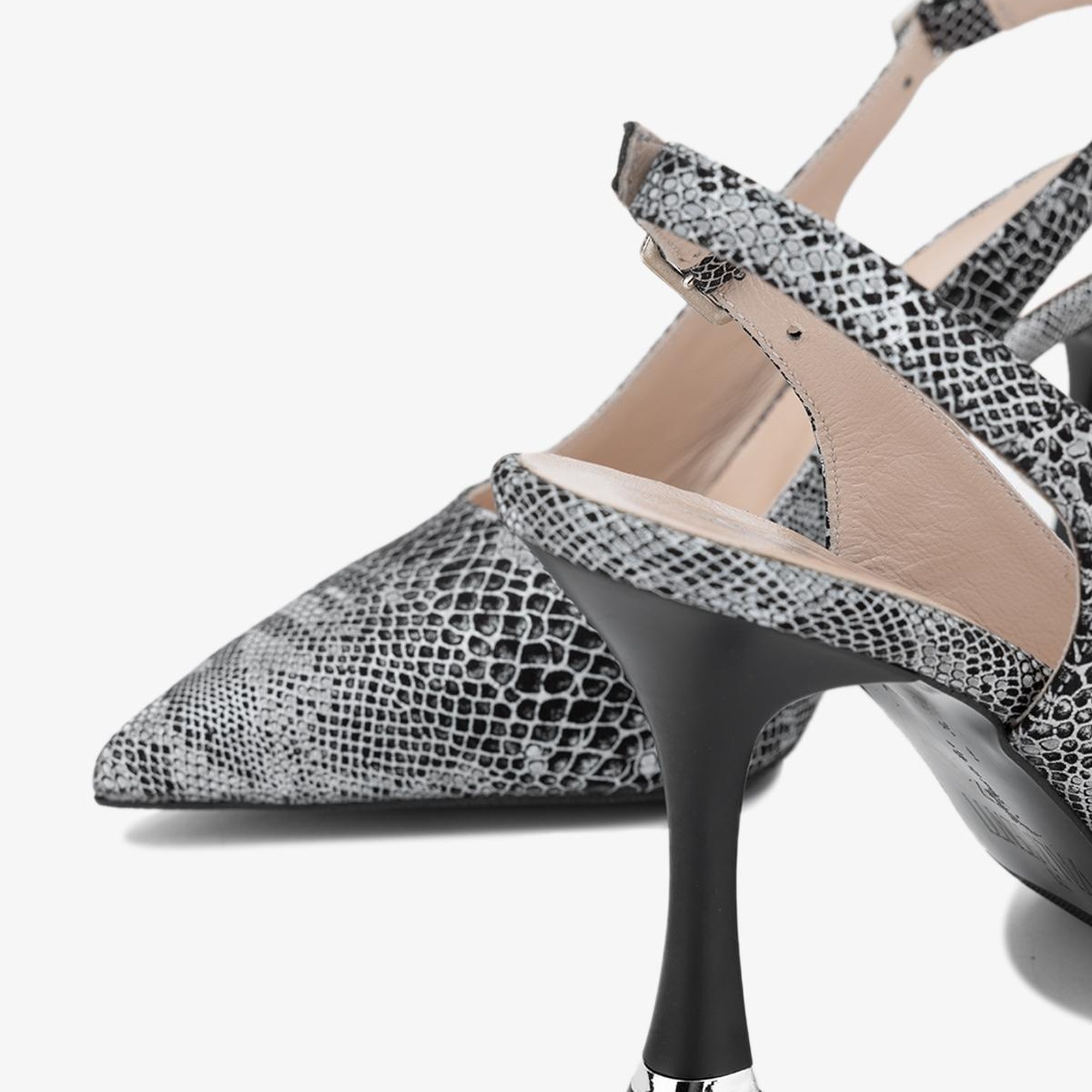 Valmenti Camila Kadın Siyah Hakiki Deri Topuklu Ayakkabı