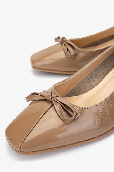  Valmenti Kadın Hakiki Deri Camel Topuklu Ayakkabı