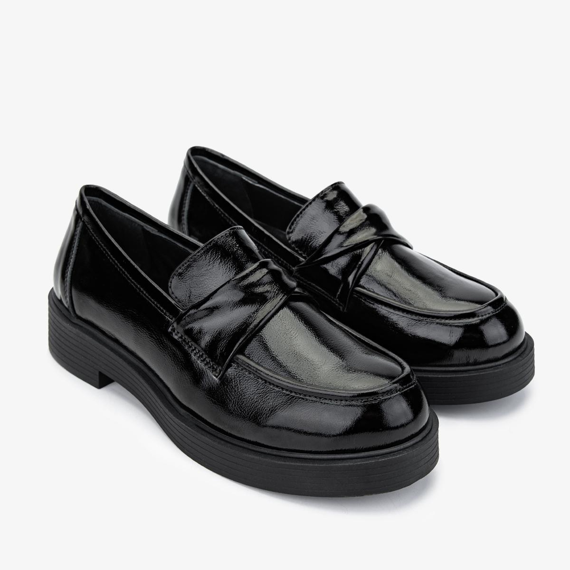 Valmenti Kadın . Siyah Rugan Loafer Ayakkabı