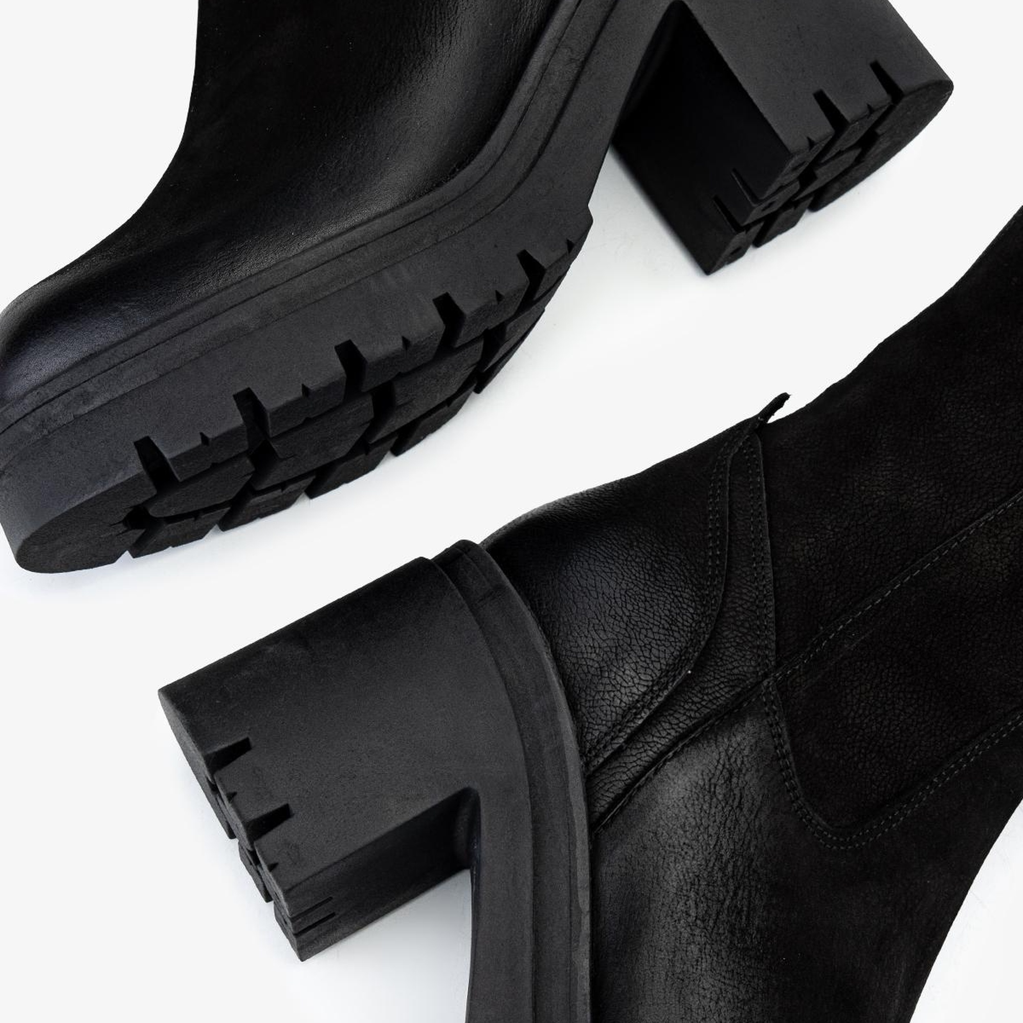 Valmenti Kadın Hakiki Deri Siyah Nubuk Casual Çizme