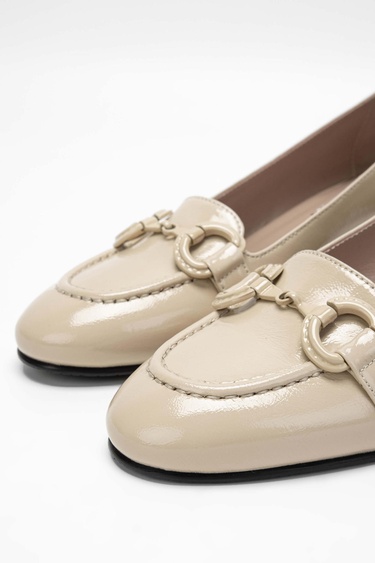  Tamer Tanca Kadın Hakiki Deri Bej Klasik Ayakkabı