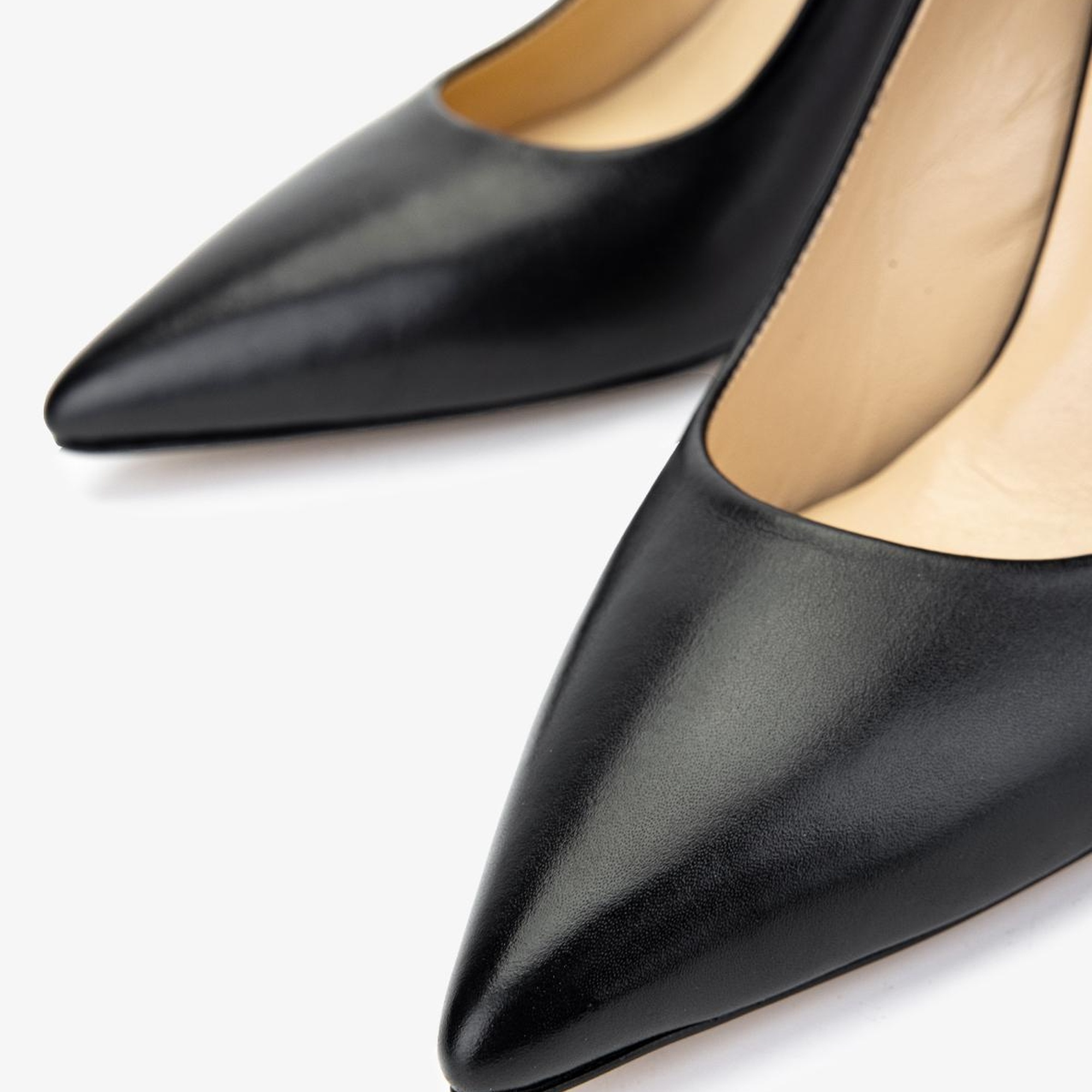 Valmenti Kadın Hakiki Deri Siyah Deri Topuklu Ayakkabı