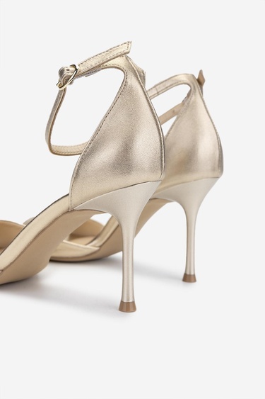  Valmenti Kadın Dore Topuklu Ayakkabı