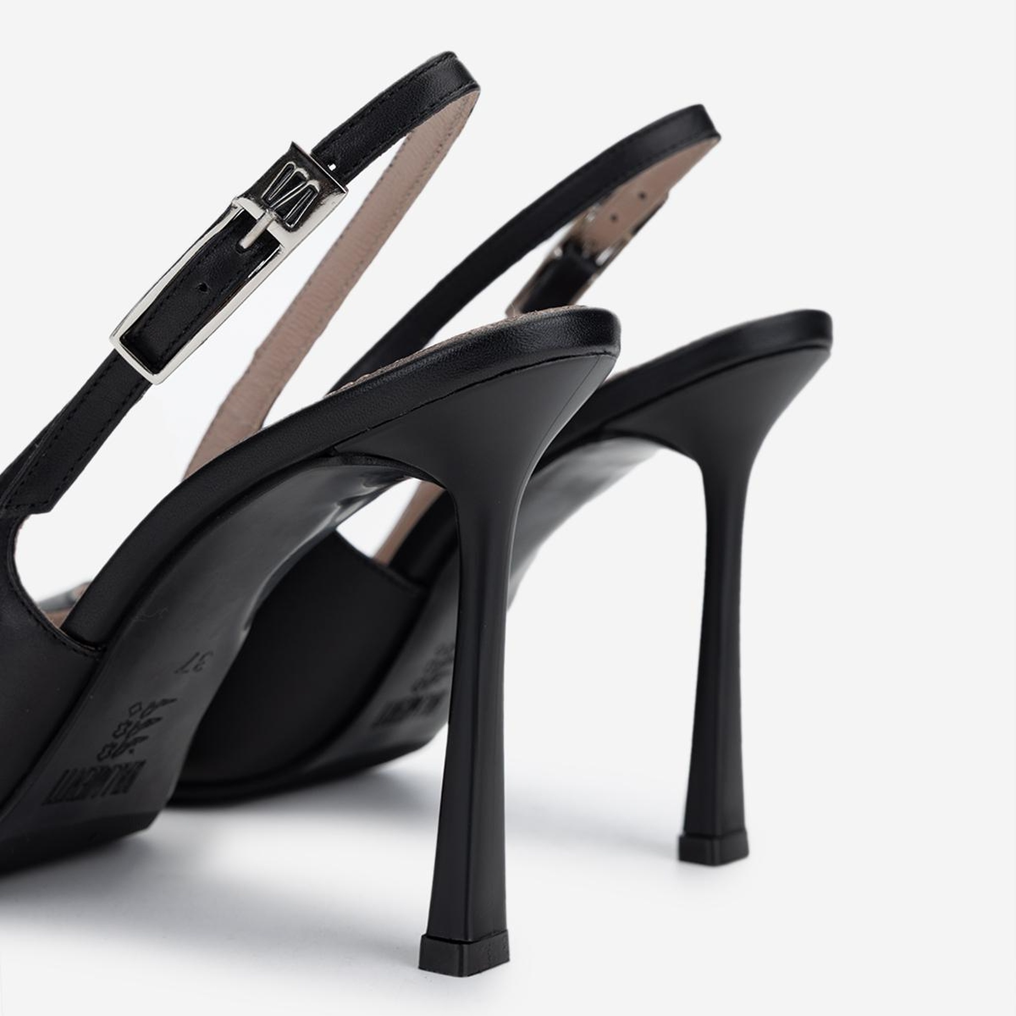 Valmenti Kadın Siyah Deri Topuklu Ayakkabı