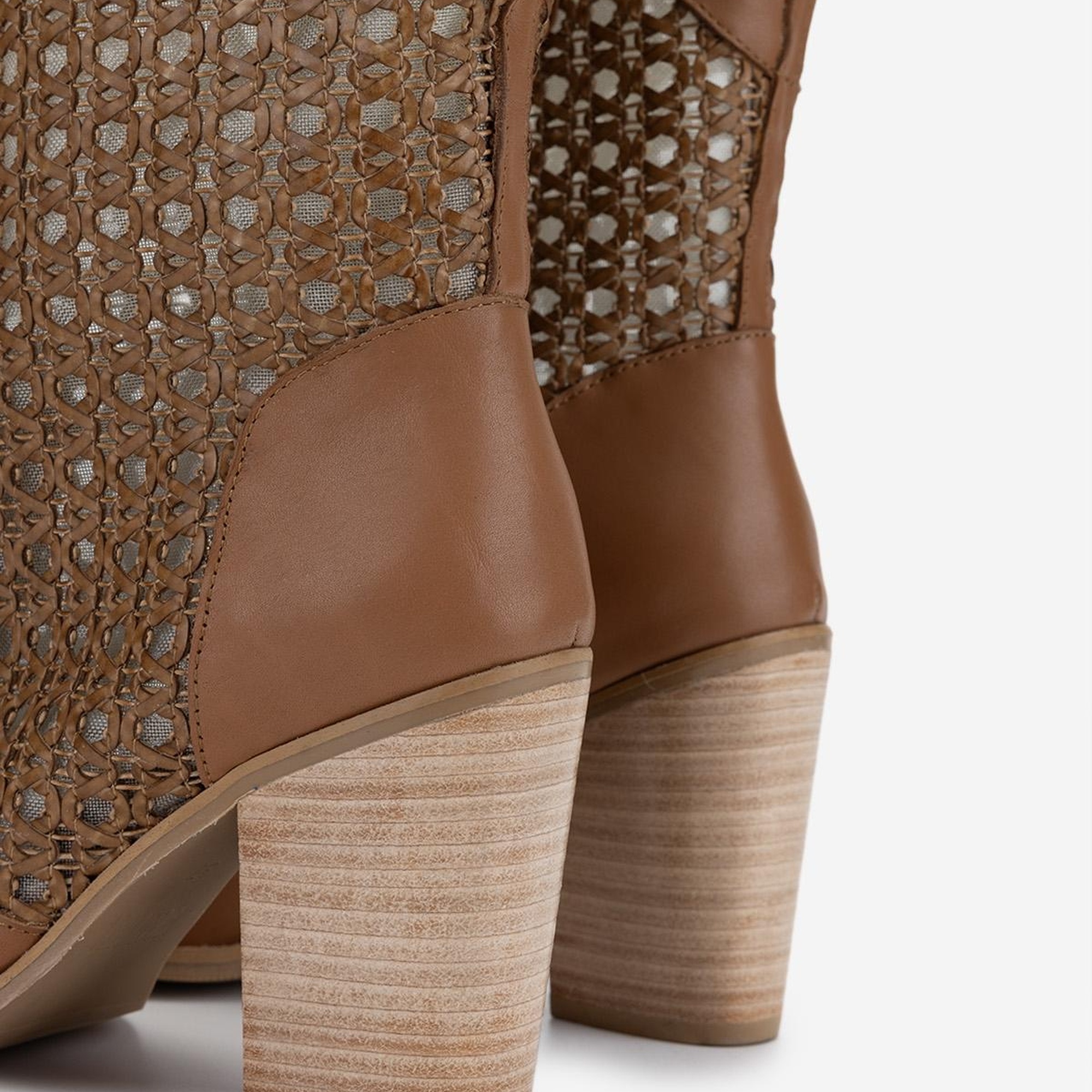 Valmenti Kadın Deri & Tekstil Taba Deri Topuklu Çizme