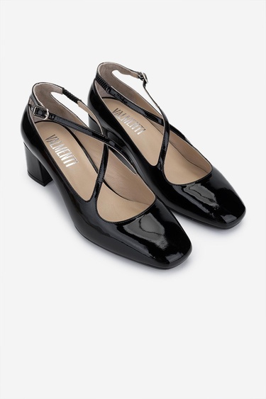  Valmenti Kadın Hakiki Deri Siyah Rugan Topuklu Ayakkabı