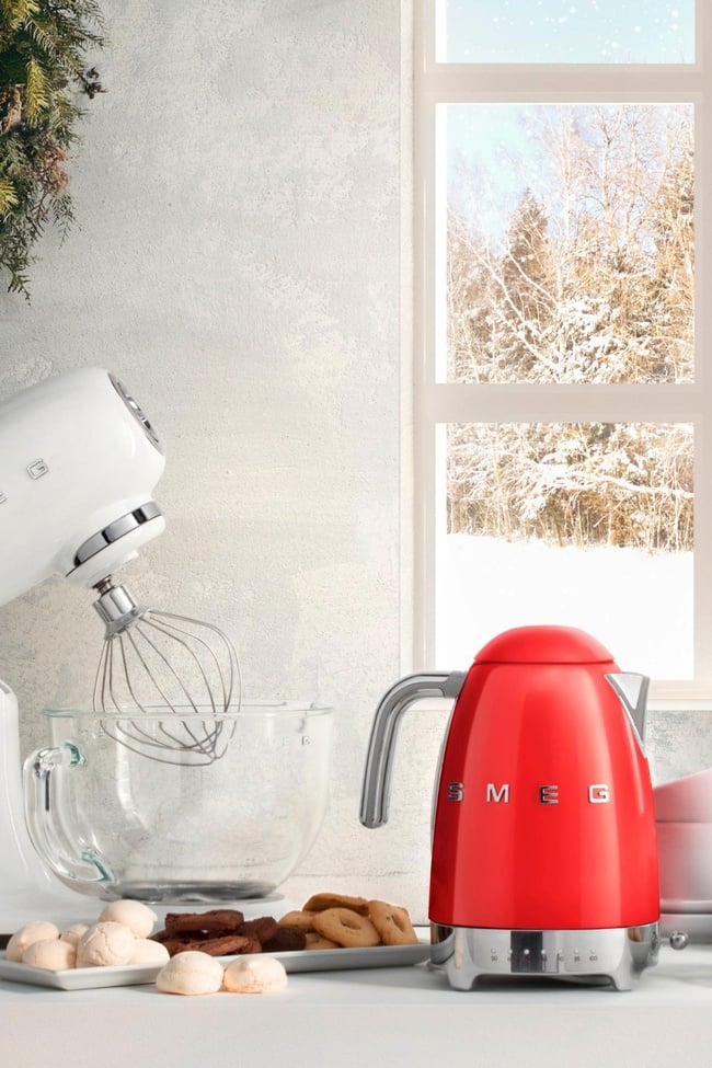  Smeg 50’s Style Kırmızı Retro Kettle Klf04rdeu