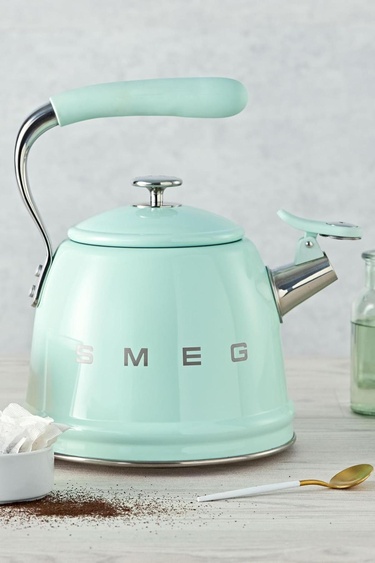  Smeg 50's Style Pastel Yeşil Set Üstü Düdüklü Kettle 2.3 Lt